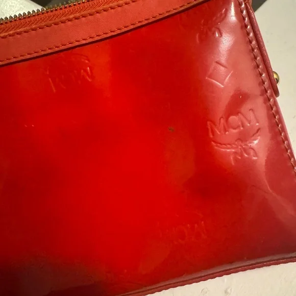 MCM Patent Leather Shoulder/Crossbody - Picture 5 of 16